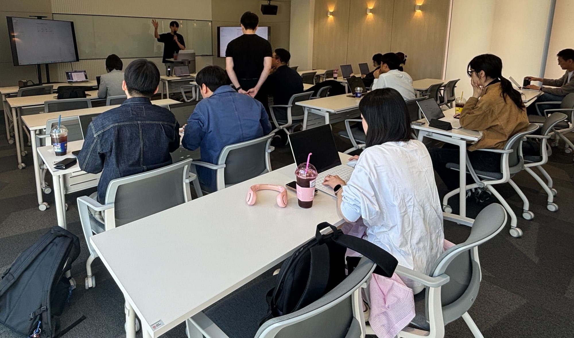 대기업 AX 자동화, 클로드 코드(Claude Code)로 코딩 없이 실현하는 방법 웨비나 영상 무료 공개